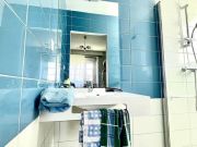 Aménagement d’une salle de bain PMR à Lannilis 🚿

👉 Receveur de douche DAILY’O - ALTERNA CEDEO 
👉 Mitigeur de douche JULY avec barre de douche - Jacob...